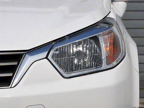 2012�� 1.6L �ֶ�����