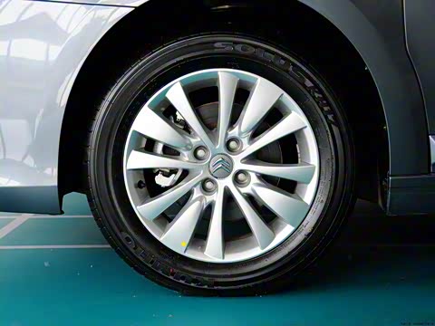 2012�� ���� 1.6L �ֶ�Ʒ����