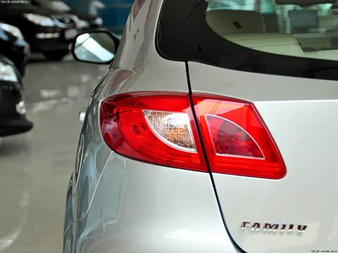 2012�� ���� 1.6L �ֶ���Ӣ��