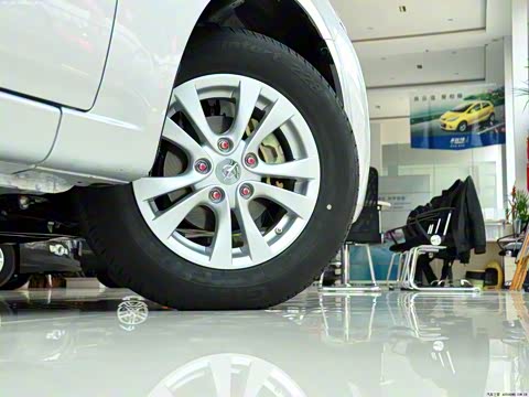 2012�� ���� 1.6L �ֶ���Ӣ��