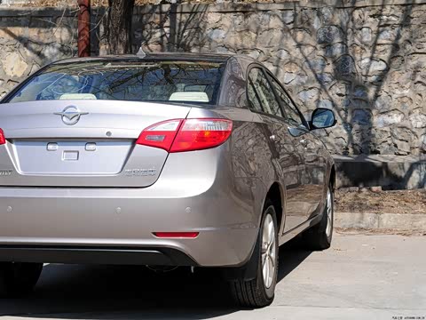 2012�� ���� 1.6L �ֶ���Ӣ��