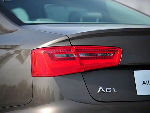 2012�� 30 FSI ������