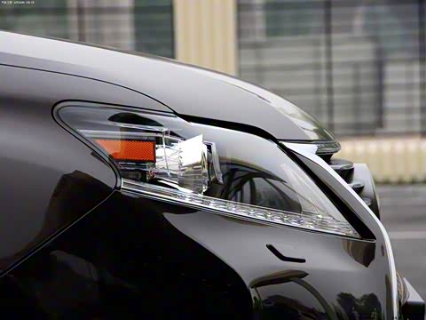 2012�� 270 ������