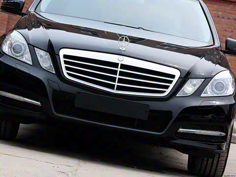 2012�� E 300 L ʱ����