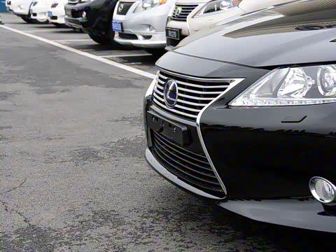 2013�� 300h ��Ӣ��