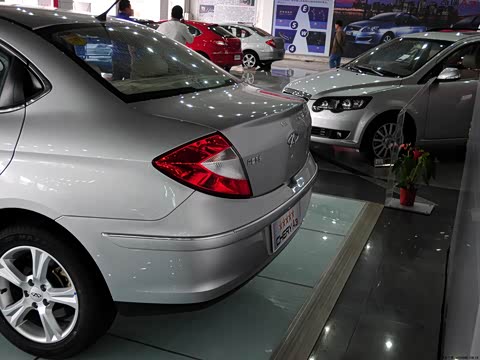 2012�� ���� 1.6L CVT��ȡ��