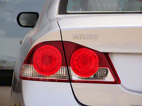 2012�� 1.8L �Զ�