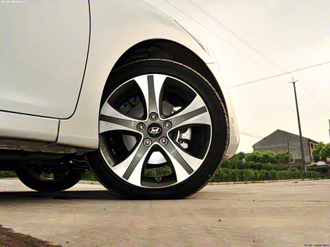 2012�� 1.8L �Զ������