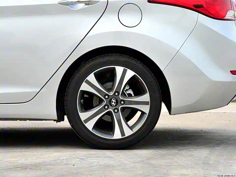 2012�� 1.8L �Զ������