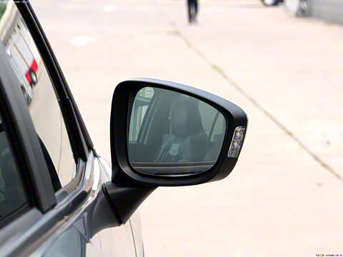 2012�� 2.0L ����������