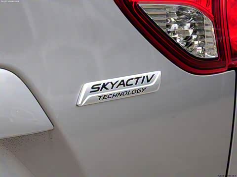 2012�� 2.0L ����������