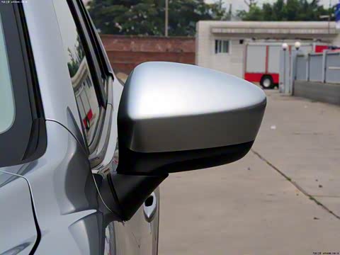 2012�� 2.0L ����������