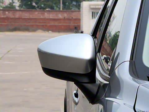 2012�� 2.0L ����������