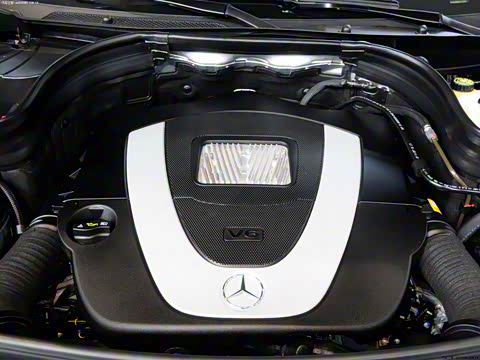 2012�� GLK 300 4MATIC ʱ����