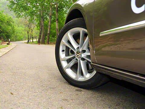 2012�� 3.0FSI V6