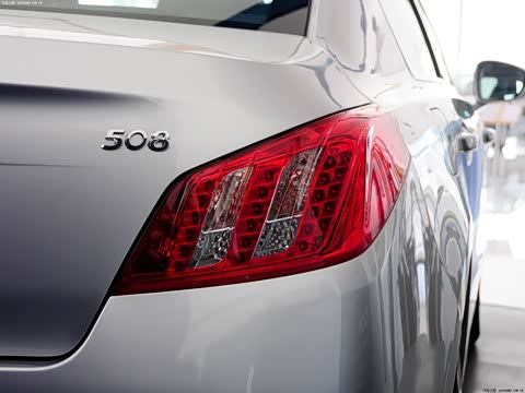 2012�� 2.3L ����������˹��