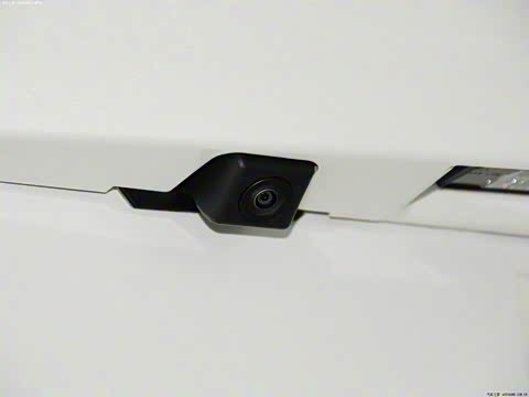 2012�� 2.0XL �� CVT 2WD