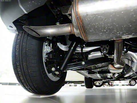 2012�� 2.0XL �� CVT 2WD