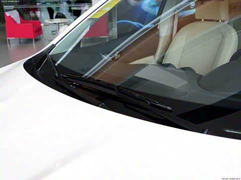 2012�� 2.0XL �� CVT 2WD