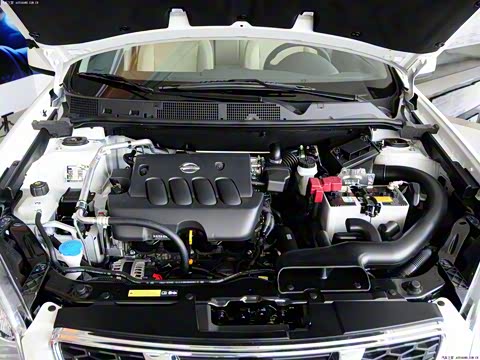 2012�� 2.0XL �� CVT 2WD