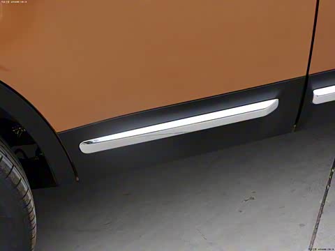 2012�� 2.0XV �� CVT 2WD