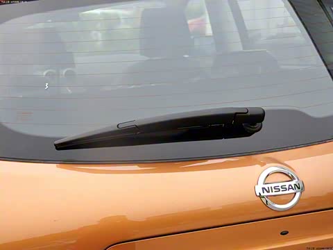 2012�� 2.0XV �� CVT 2WD