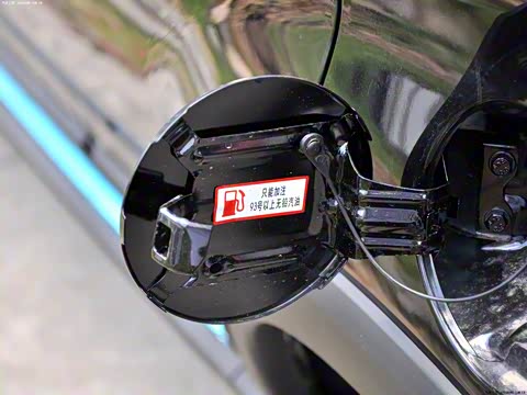 2012�� 1.5L �ֶ�������