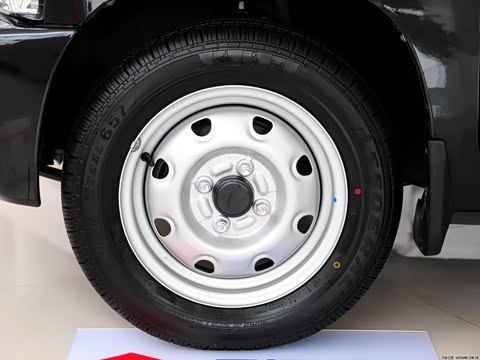 2012�� ��ҵ�� 1.0L �ֶ���Խ��