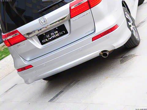 2012�� 2.4L VTi-S����