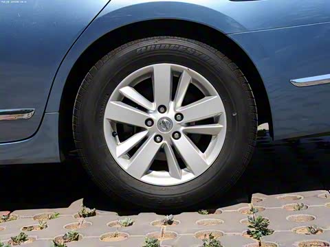 2012�� 2.5L XL-NAVI�ư�ȫ��