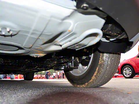 2012�� 1.5L �ֶ�������