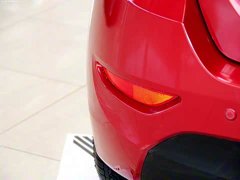 2012�� 1.5L �ֶ�������