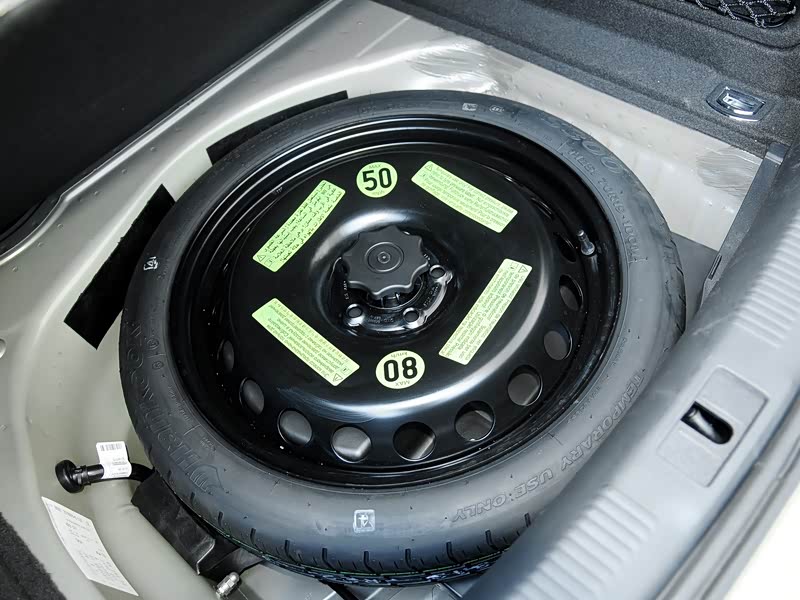 一汽-大众奥迪 奥迪a4l 2013款 50 tfsi quattro旗舰型