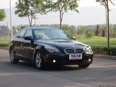 2005 525i