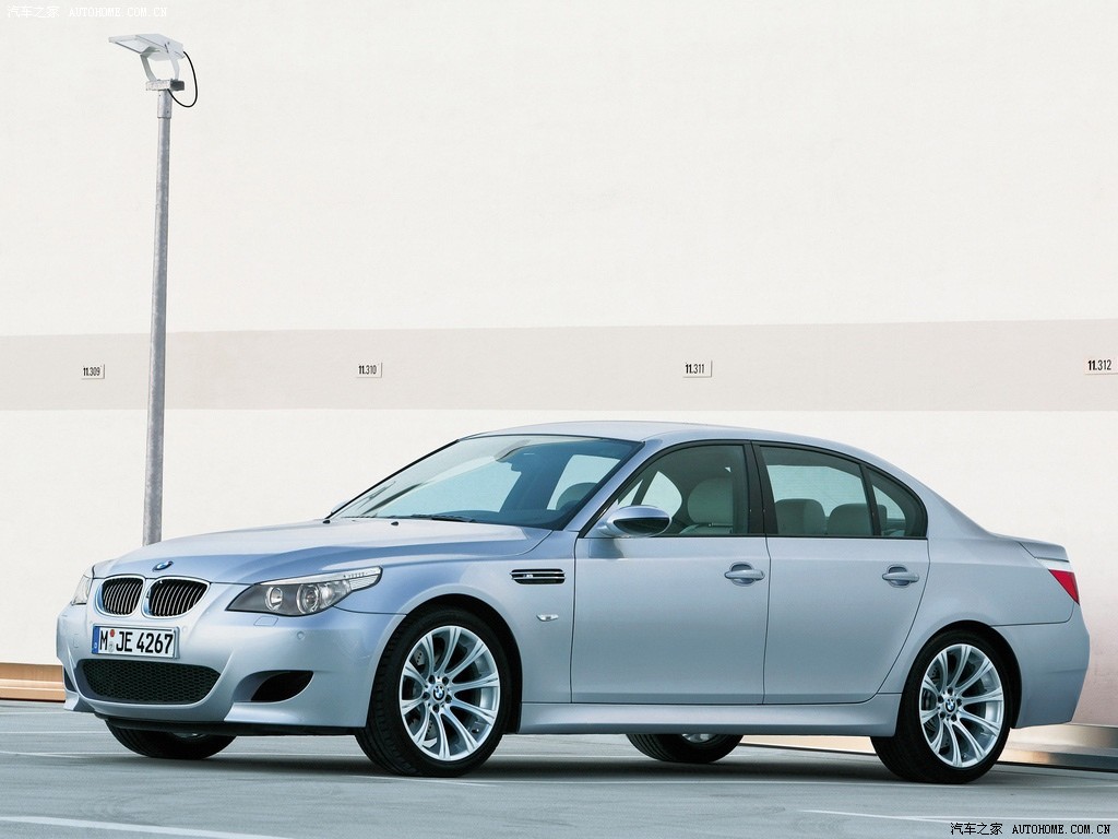 宝马m 宝马m5 2005款 m5