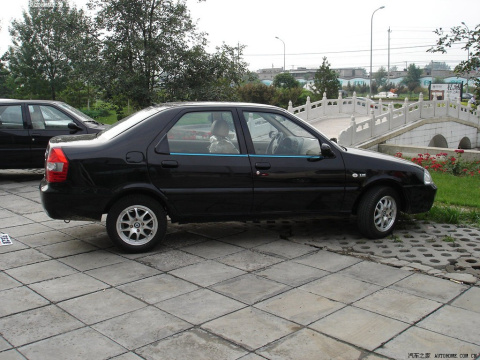 2005款 MA 1.8L 豪华型