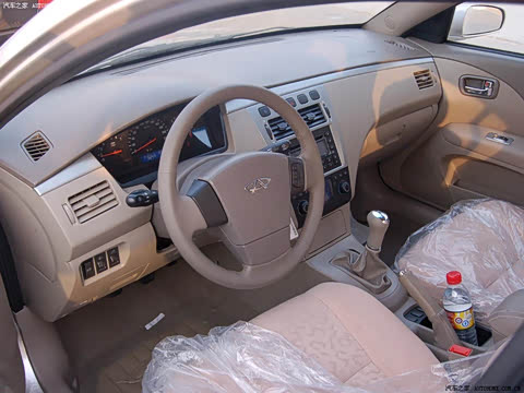 奇瑞_奇瑞a5 2006款 2.0l 标准型中控方向盘图片_汽车之家