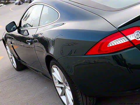2009�� XKR 5.0L V8��е��ѹӲ���ܳ�