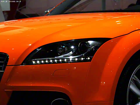 2008�� TTS Roadster 2.0TFSI quattro