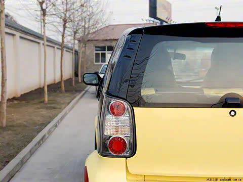 2009�� 1.1L �ֶ����I��B