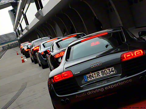 2007�� 4.2 FSI quattro