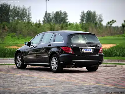 奔驰R级 2007款 R 500 L 4MATIC 奔驰 8/22张图片大全_汽车外观图库-汽车之家