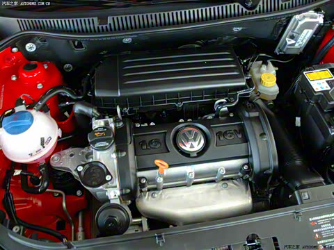 2007�� 1.6L Cross Polo AT