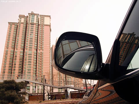 2008�� 6.0 W12������