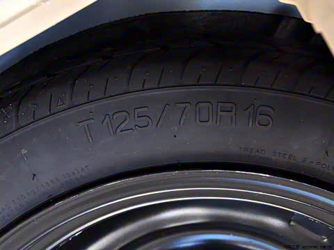 2010�� 1.3L �ֶ������