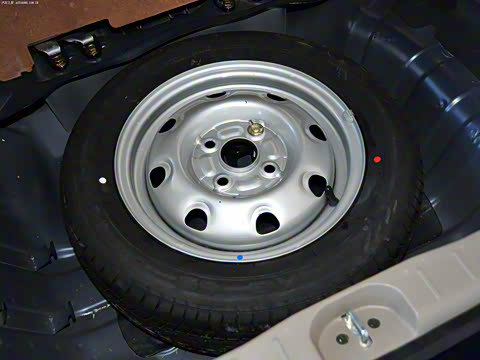 2008�� 1.4L �ֶ�STD