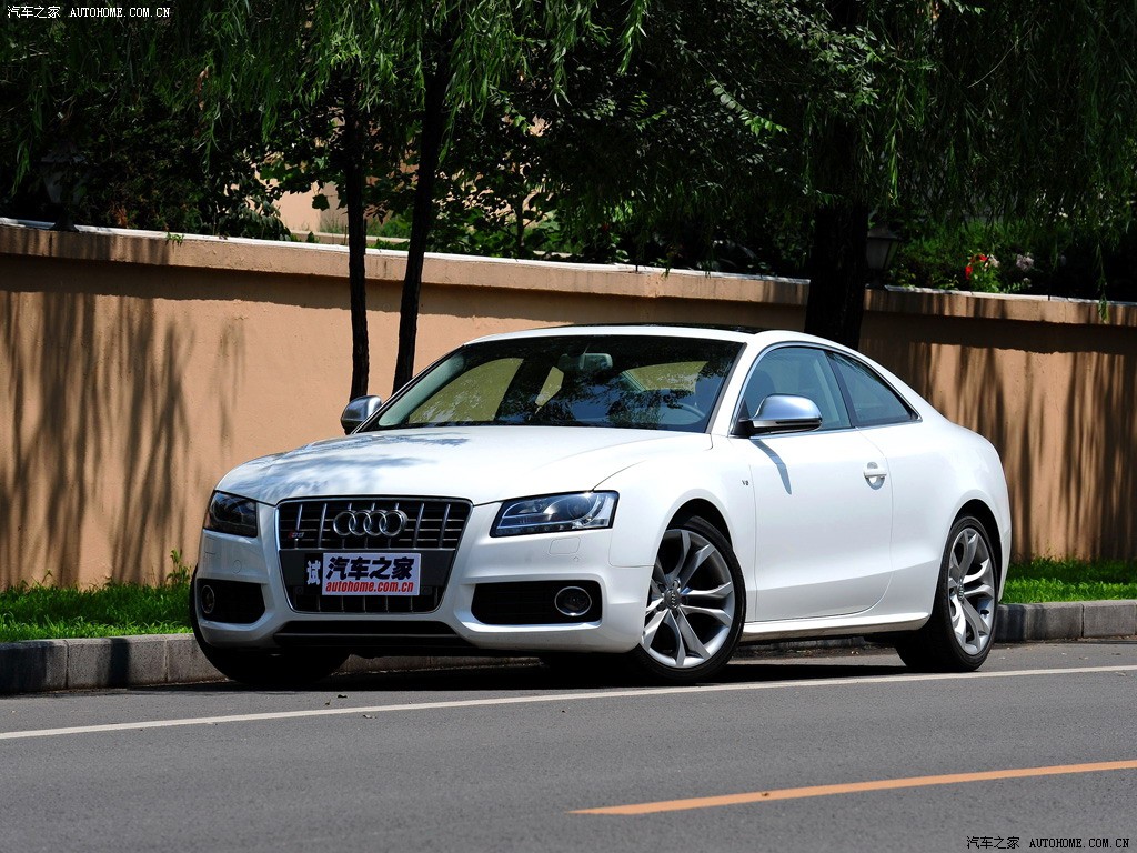 奥迪(进口) 奥迪s5 2009款 s5 4.2 coupe