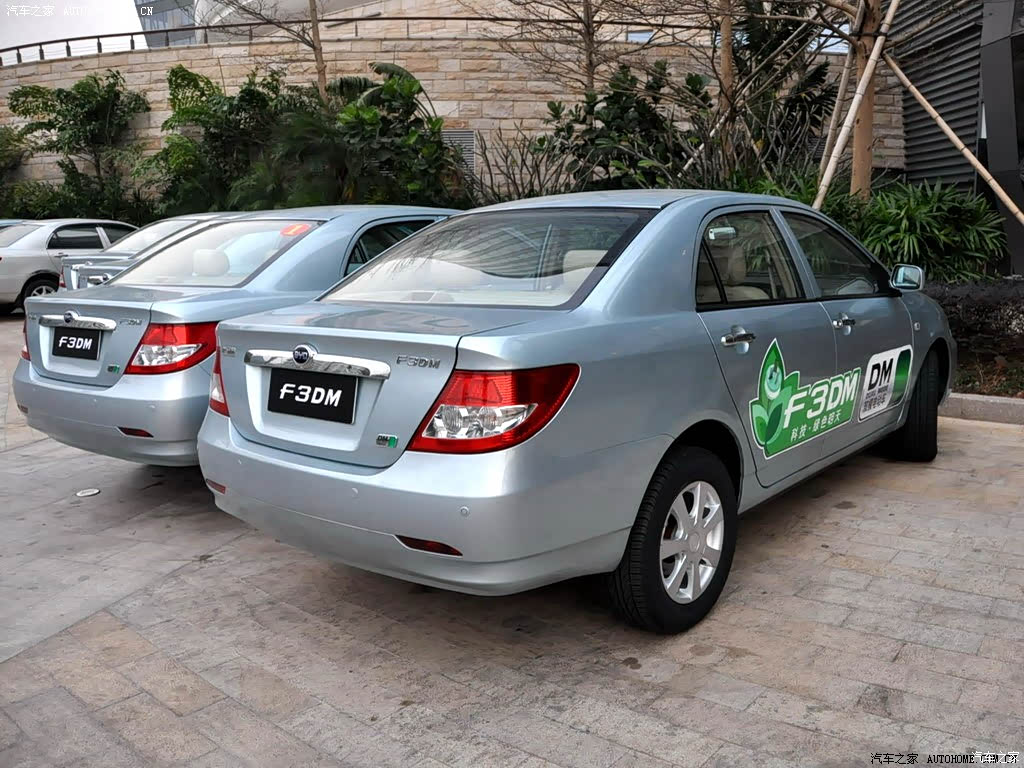 2008款 dm 双模电动车