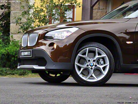 2010�� xDrive28i