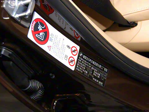 2010�� xDrive28i